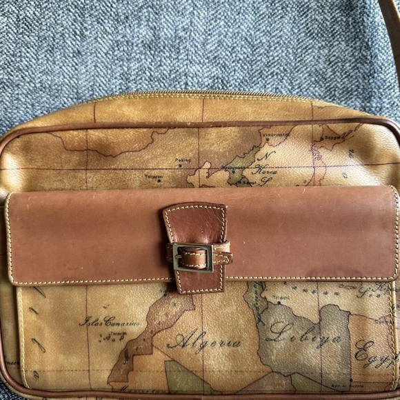 Vintage Alviero Martini HandBag - Picture 2 of 16